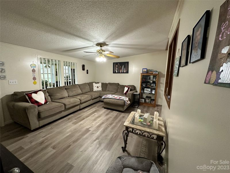 3705 34th St, Hickory, NC 28601