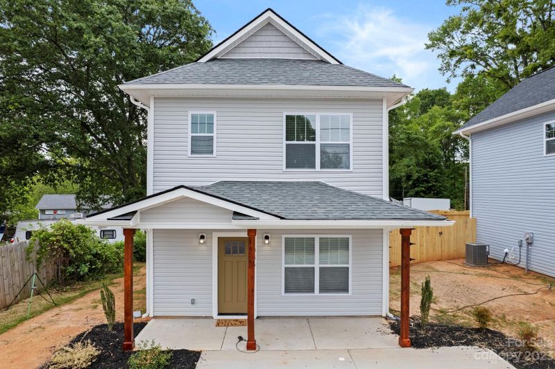 1036 Gaston Ave, Gastonia, NC 28052