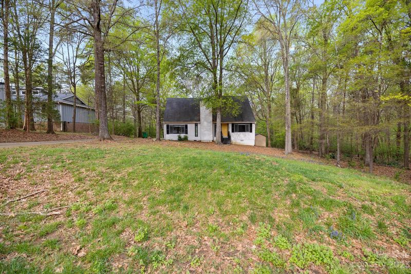 7606 Deer Falls Ln, Charlotte, NC 28226