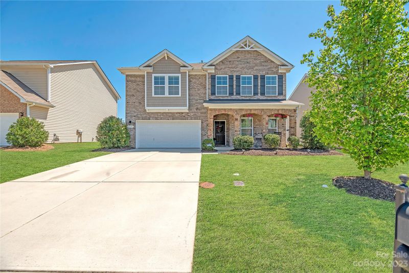 6170 Canyon Trl, Denver, NC 28037