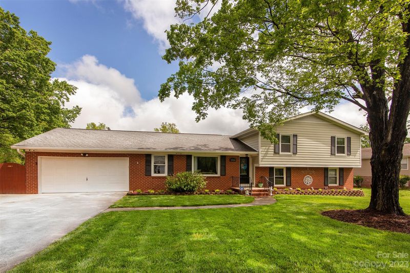2244 Quail Dr, Concord, NC 28027