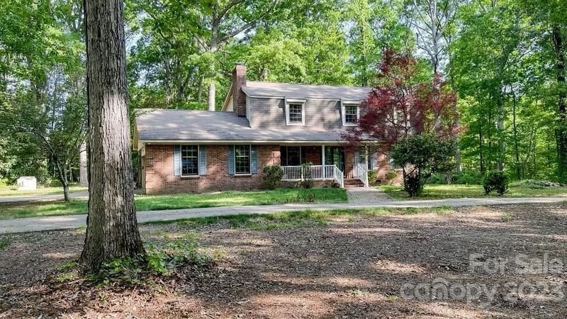 1820 Green Tree Ln, Indian Trail, NC 28079