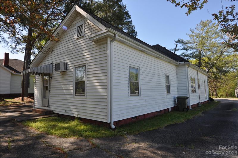 174 Columbia St, Chester, SC 29706