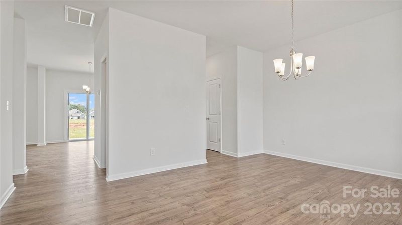 9422 Ketchum Dr, Gastonia, NC 28056