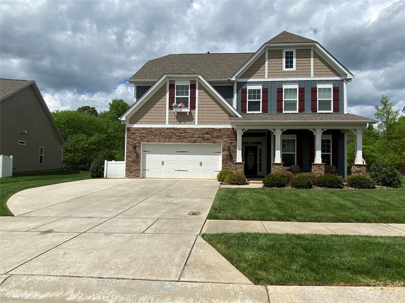 1813 Painted Horse Ln, Indian Trail, NC 28079