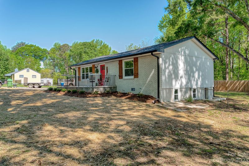 2710 Lowell Rd, Gastonia, NC 28054