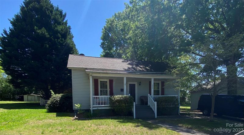 311 Walnut St, Kannapolis, NC 28081