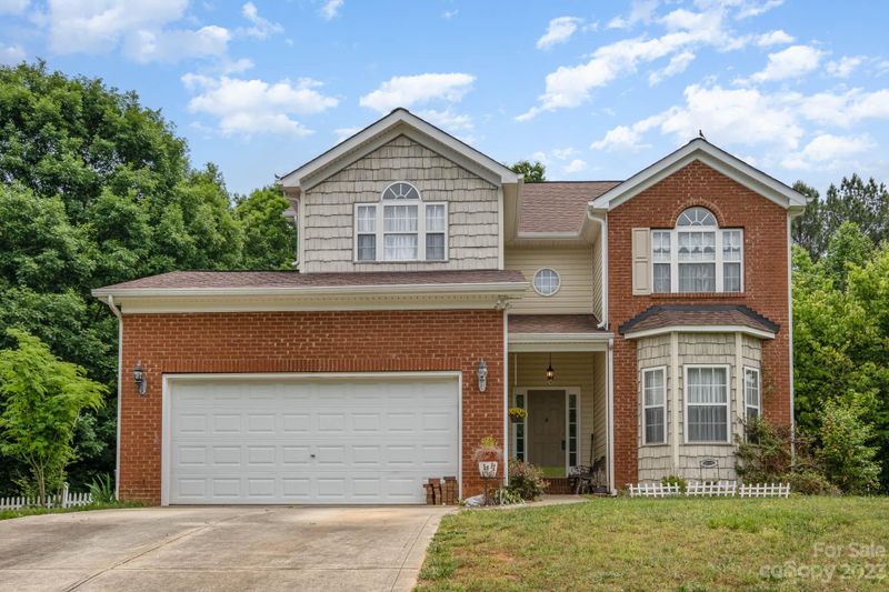 1982 Jaya Dr, Sherrills Ford, NC 28673