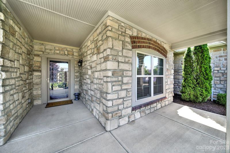 5128 Polo Gate Blvd, Charlotte, NC 28216
