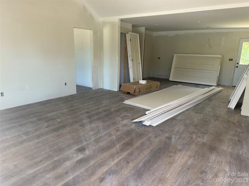 801 Mullinax Cir, Blacksburg, SC 29702