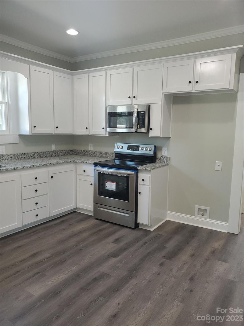 407 N East Ave, Kannapolis, NC 28083