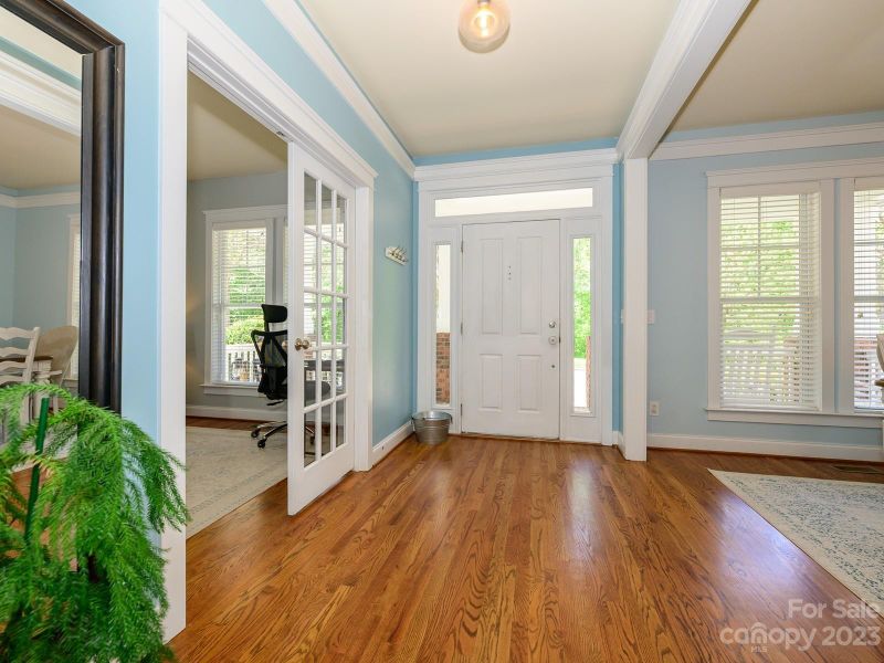 16832 Summers Walk Blvd, Davidson, NC 28036