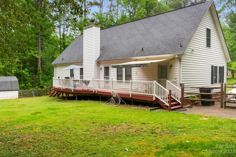 1396 Forest Ridge Dr, Stanley, NC 28164