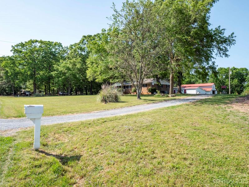 8313 White Store Rd, Marshville, NC 28103