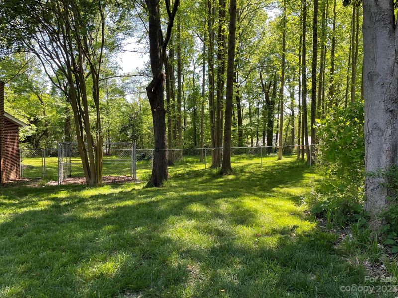 1806 Brantley Rd, Kannapolis, NC 28083