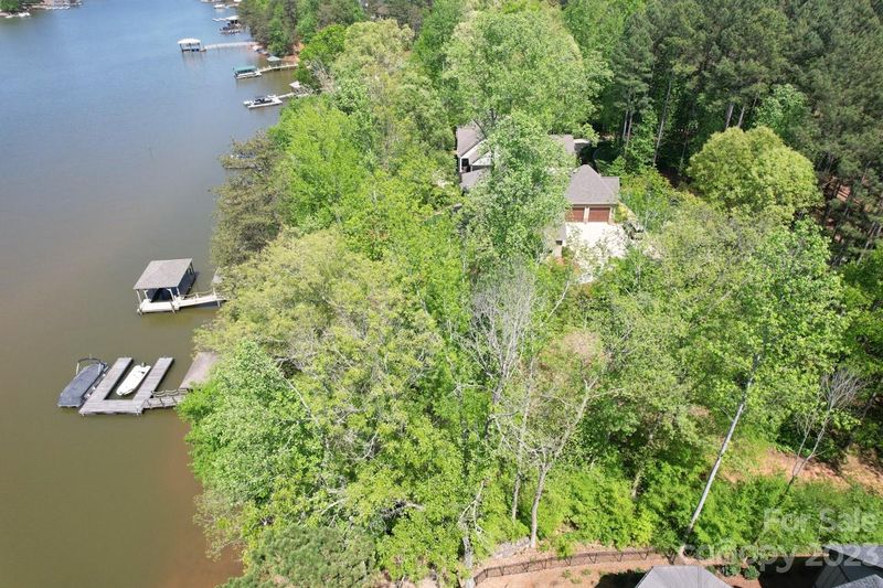 6656 Goose Point Dr, Denver, NC 28037