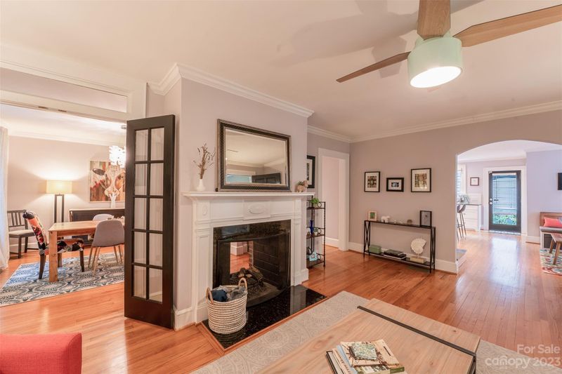 2406 Belvedere Ave, Charlotte, NC 28205