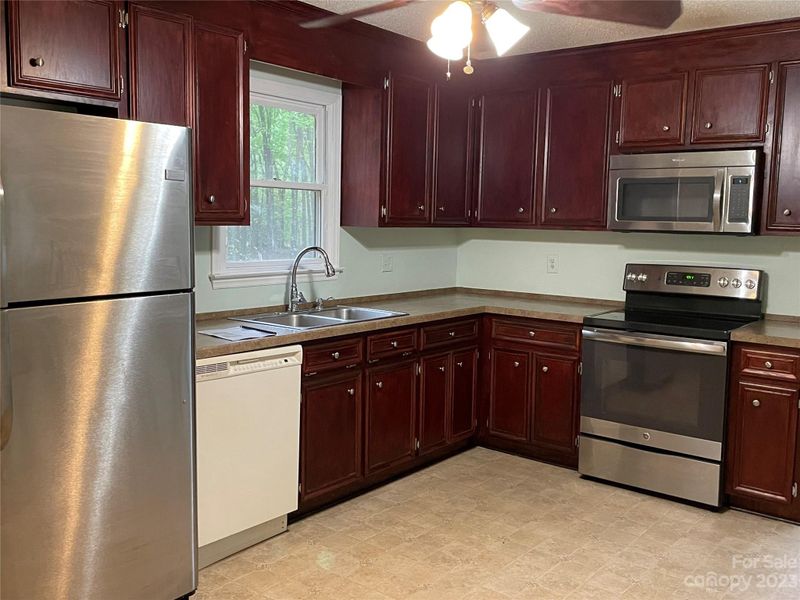 3885 Taxahaw Rd, Lancaster, SC 29720