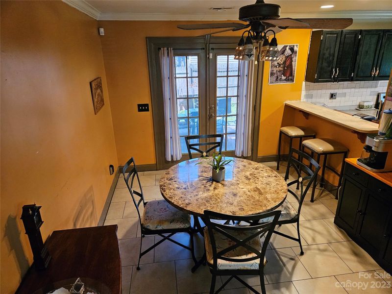 545 Porter St, Charlotte, NC 28208