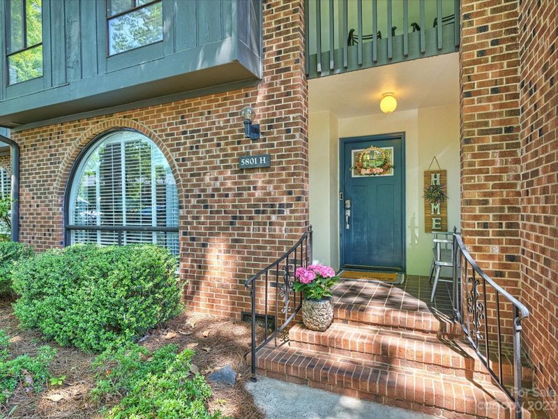 5801 Sharon Rd #H, Charlotte, NC 28210