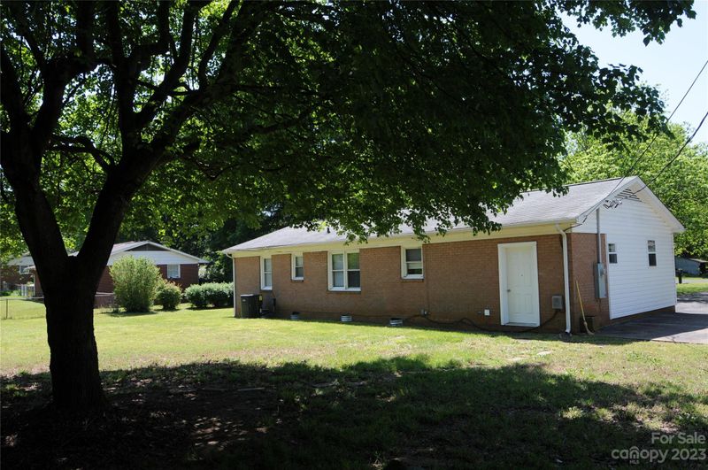 175 Longfield Dr, Mooresville, NC 28115