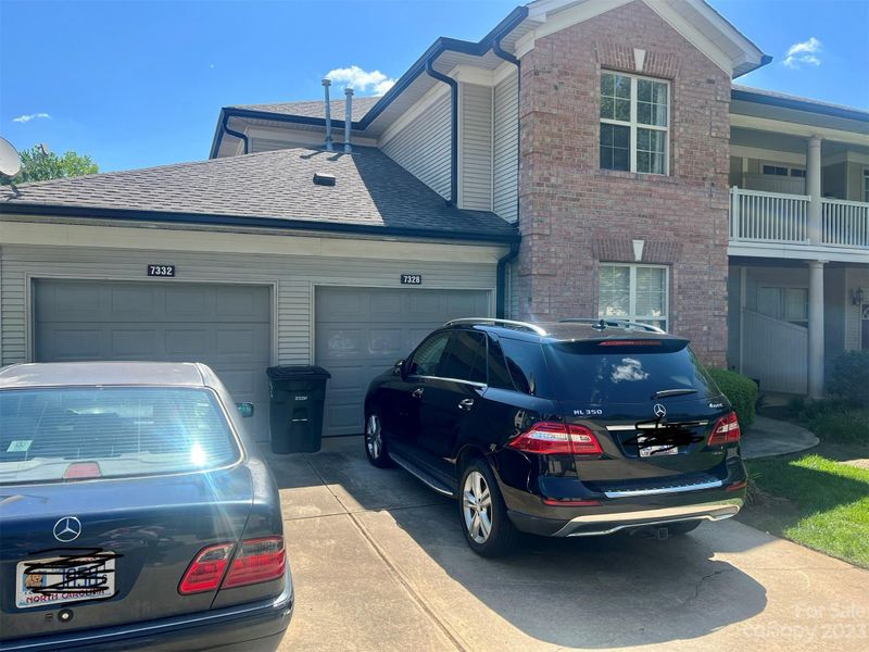 7332 Michaels Landing Dr, Charlotte, NC 28262