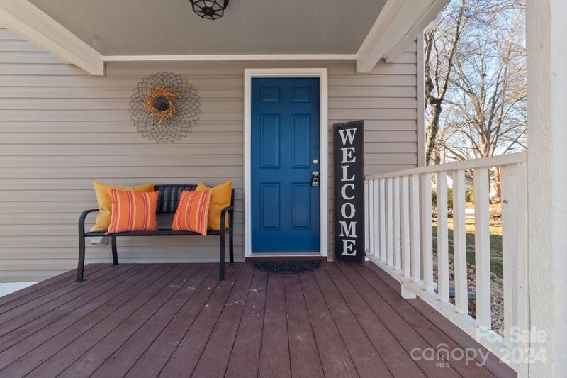 547 Walnut St, Mooresville, NC 28115