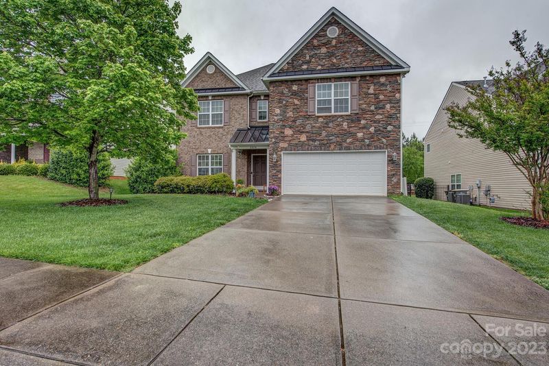 2270 Laurens Dr, Concord, NC 28027