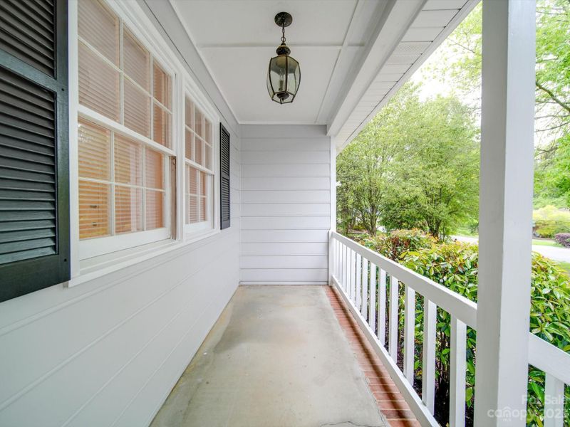 2406 Applegate Dr, Concord, NC 28027