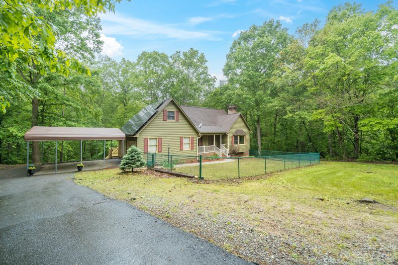 2000 Dutch Creek Dr, Iron Station, NC 28080