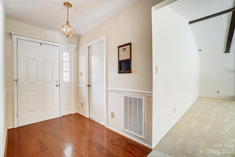 7532 Yellow Pine Ct, Charlotte, NC 28277