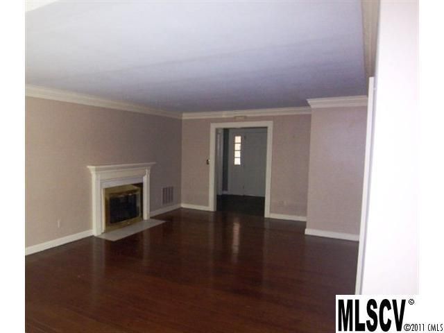 530 NW 25th Ave, Hickory, NC 28601