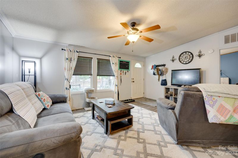 1122 Jesse Ln, Edgemoor, SC 29712