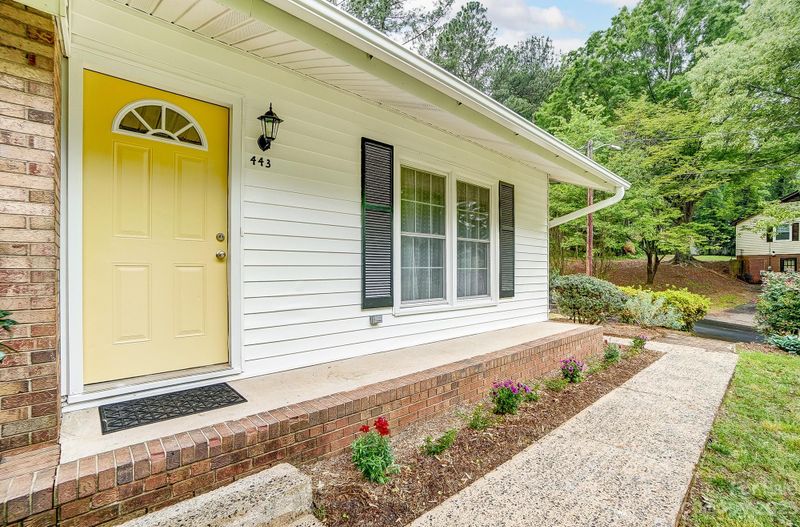 443 Westham Ridge Rd, Charlotte, NC 28217