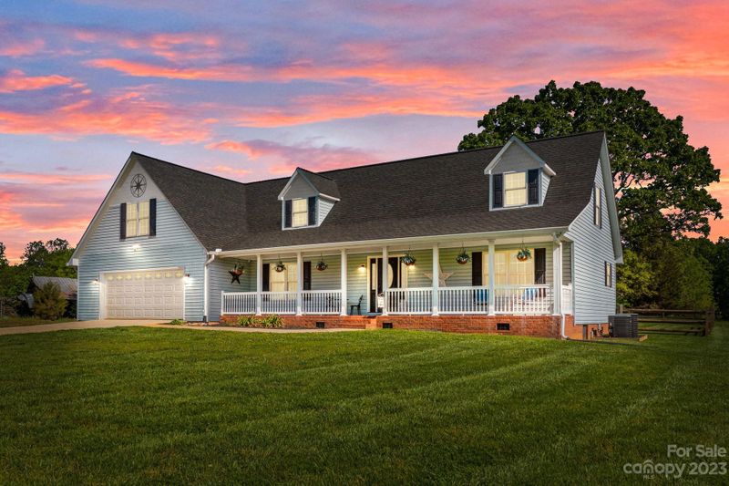 250 Clontz Hill Rd, Troutman, NC 28166