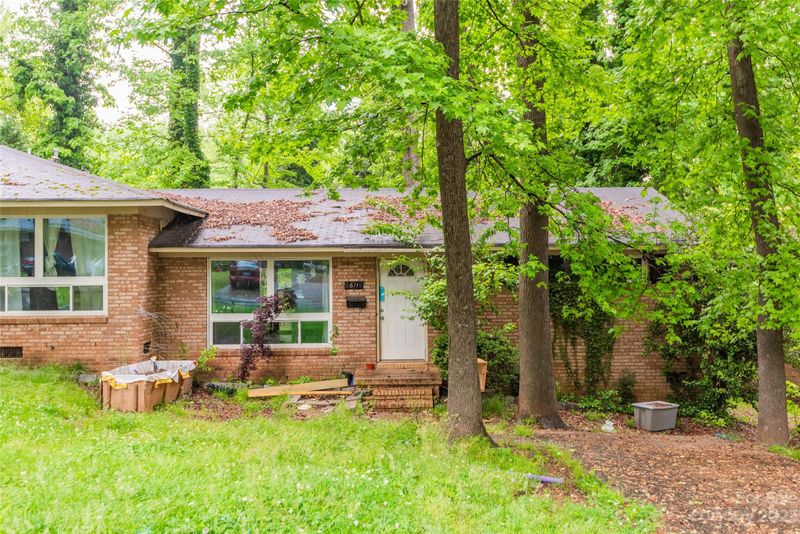 609611 Camrose Dr, Charlotte, NC 28215