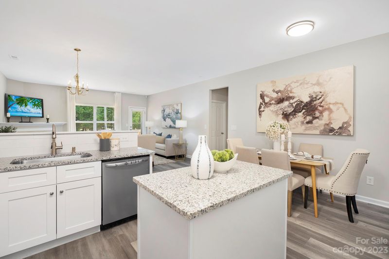 3130 Kayla Ln, Charlotte, NC 28215