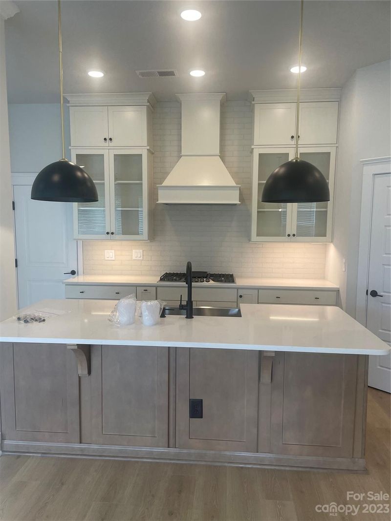 8102 Houser St, Cornelius, NC 28031