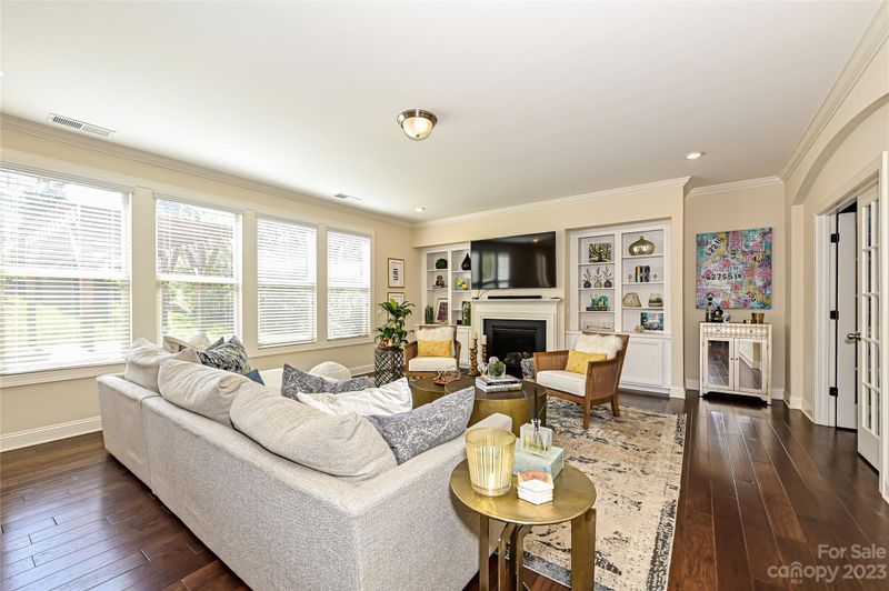 8931 Blakeney Heath Rd, Charlotte, NC 28277