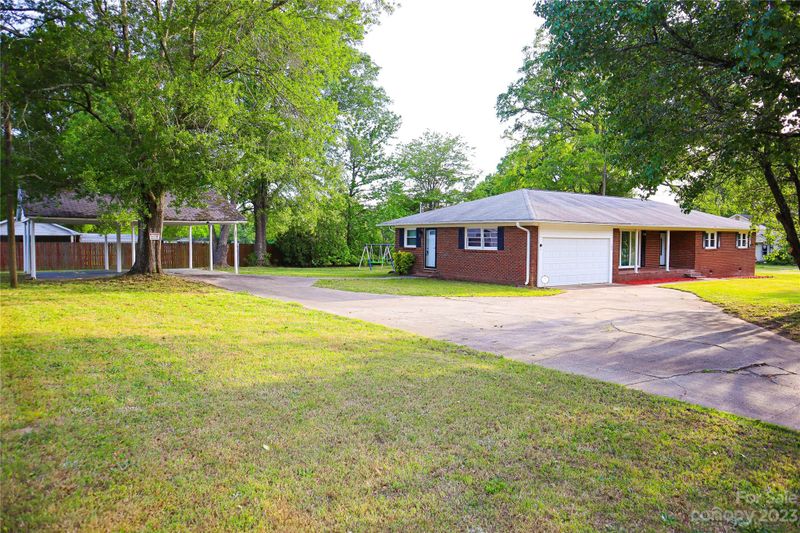 1806 Grace Ave, Lancaster, SC 29720