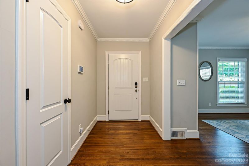 6301 Cedar Croft Dr, Charlotte, NC 28226