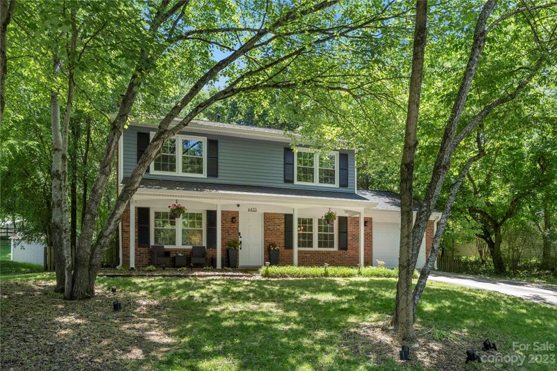 6433 Round Hill Rd, Charlotte, NC 28211
