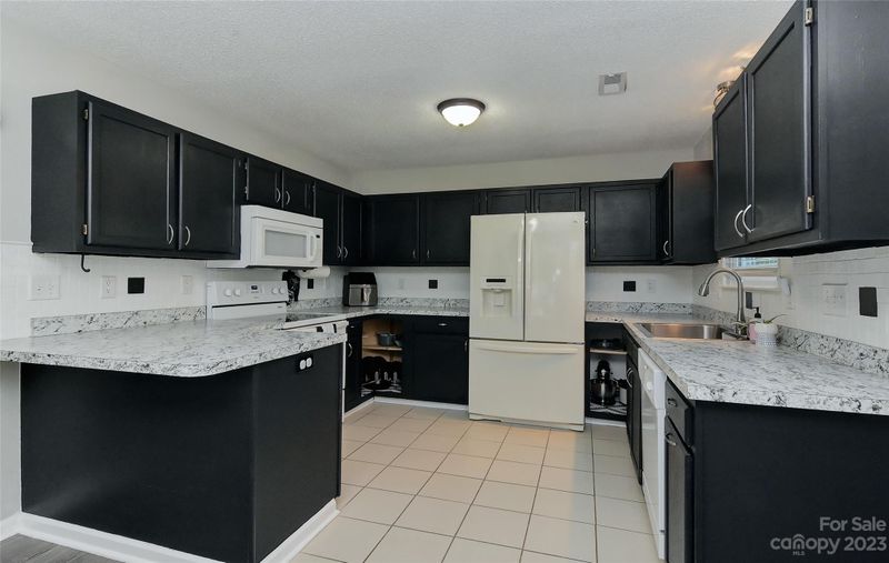 1016 Ridgefield Cir, Indian Trail, NC 28079