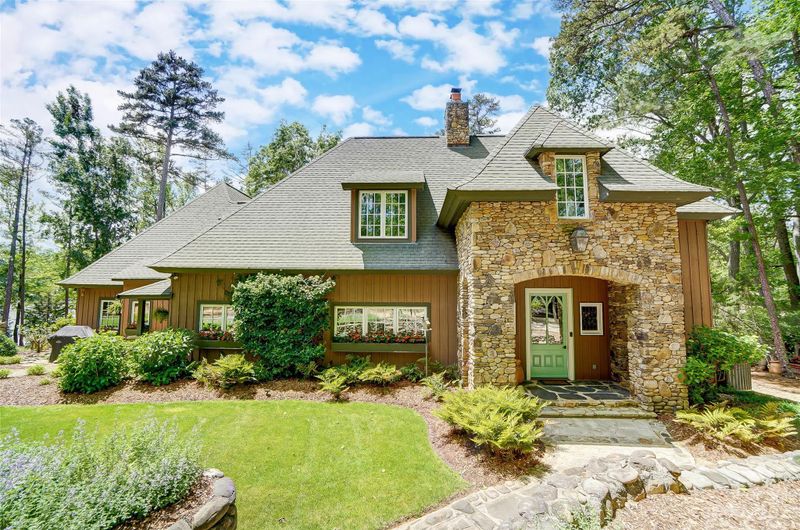 16103 Boyd Cove Ln, Charlotte, NC 28278