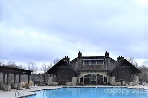 8014 Skye Lochs Dr, Waxhaw, NC 28173