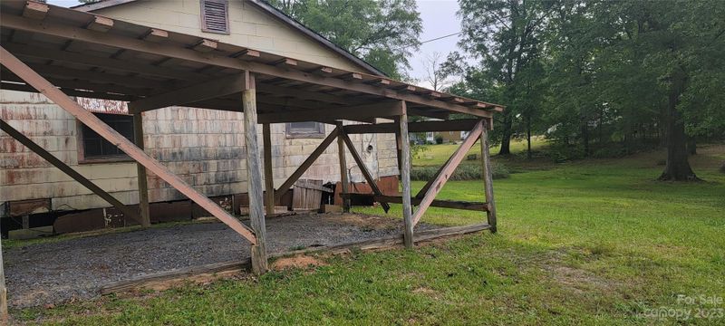 3237 Scott Rd, Great Falls, SC 29055