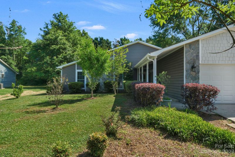 11020 Fox Mill Ln, Charlotte, NC 28277