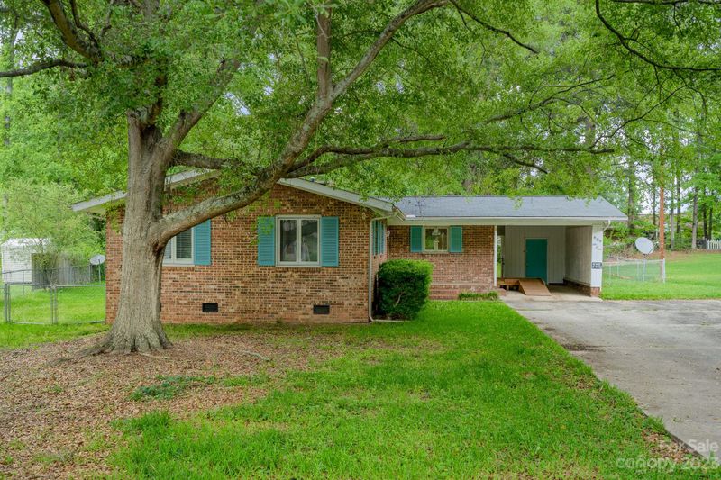 609 N Wylie St, Lancaster, SC 29720