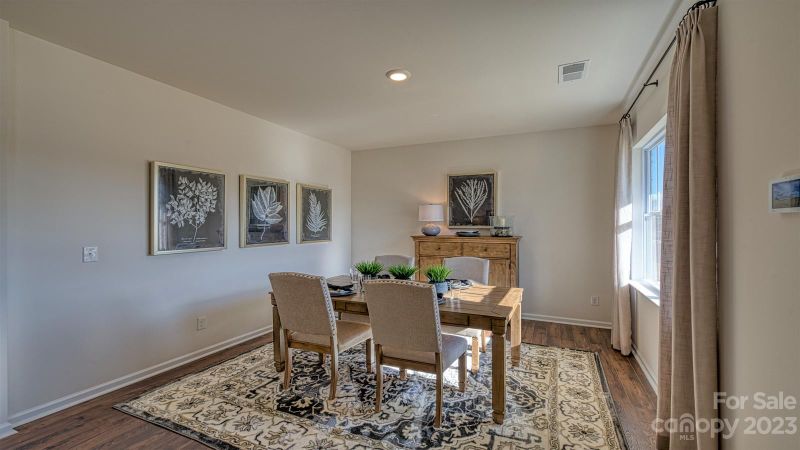 154 Scotsway Ct, Troutman, NC 28166