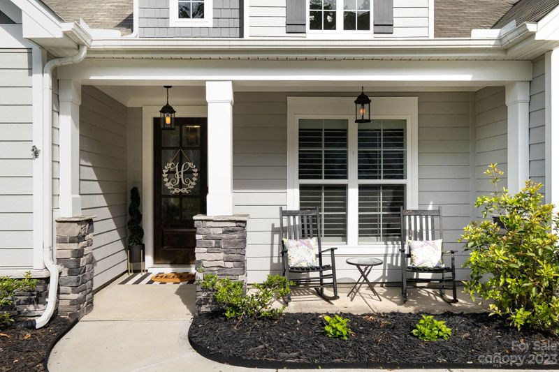 160 Broadleaf Dr, Denver, NC 28037